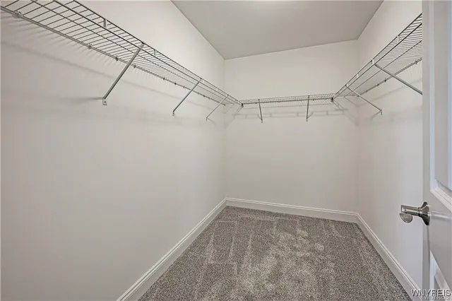 $449,900 | 7109 Lincoln Avenue Extension, Lockport Town, NY 14094