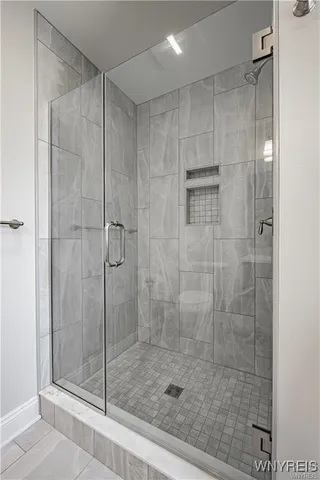 $449,900 | 7109 Lincoln Avenue Extension, Lockport Town, NY 14094