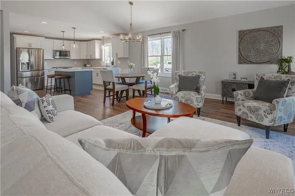 $449,900 | 7109 Lincoln Avenue Extension, Lockport Town, NY 14094