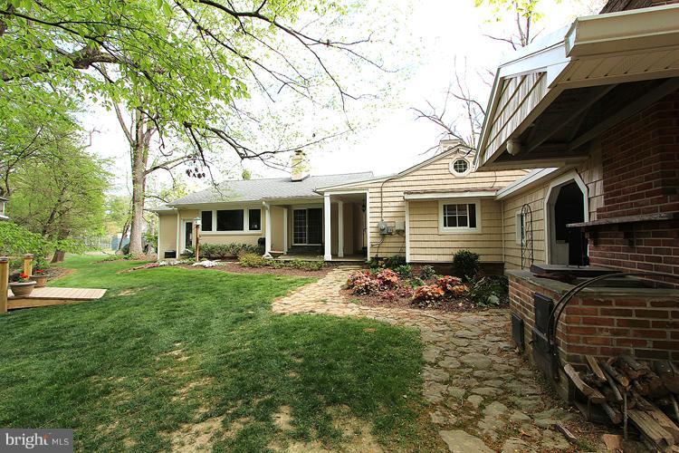 3301 Gregg Road Brookeville, MD 20833 - Photo 13 of 28 Exterior (Rear)