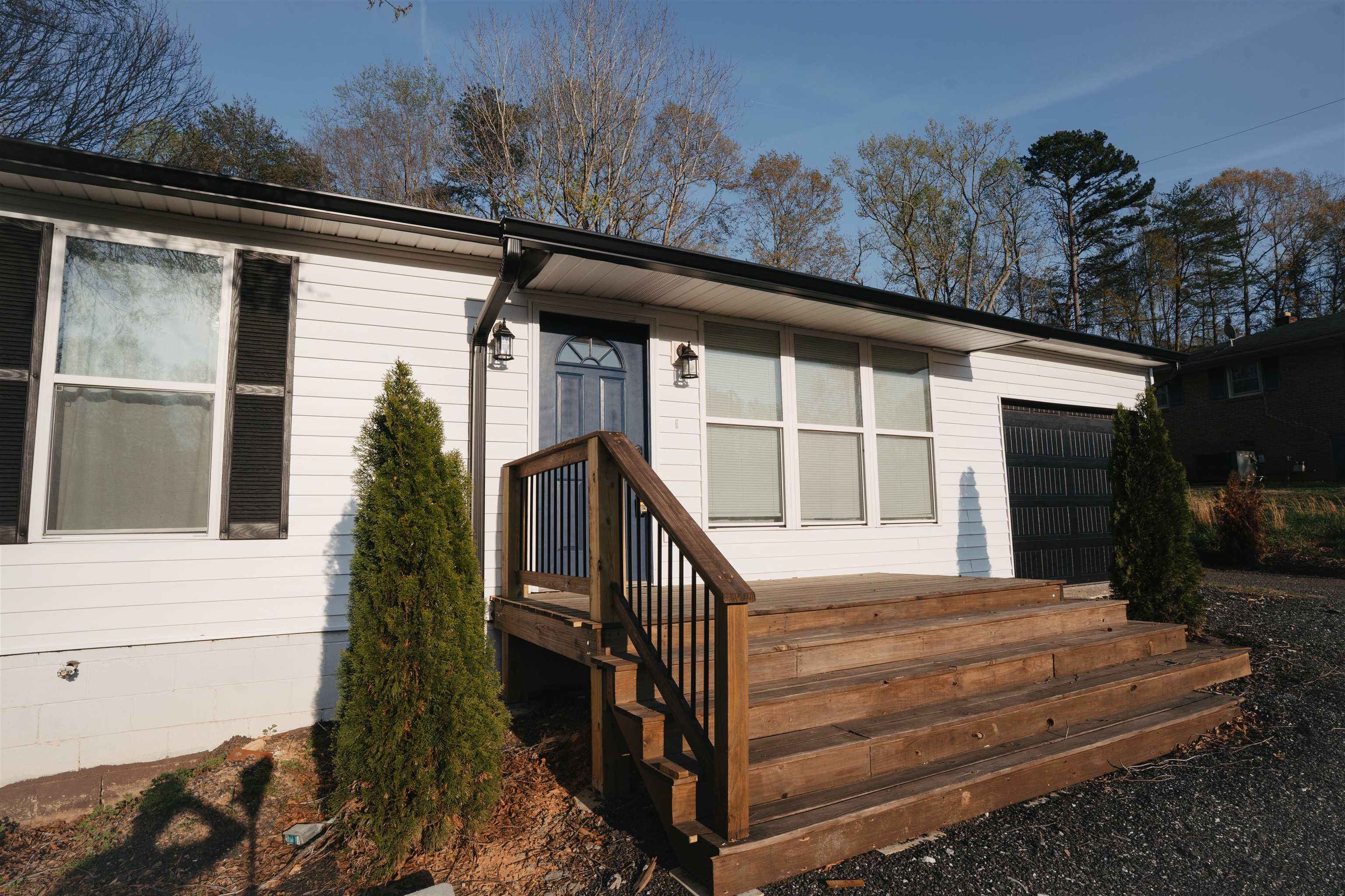 344 Bobo Road Wellford, SC 29385 - Photo 2 of 50