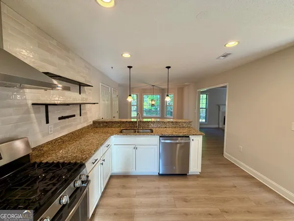 $2,575 | 344 McKibben Drive, Locust Grove, GA 30248