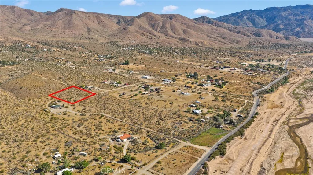 4 Lamprey Road Apple Valley, CA 92307 - Photo 5 of 9