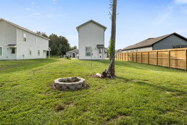 $1,700 | 1044 Road 5203 Cleveland Tx 77327, Cleveland, TX 77327