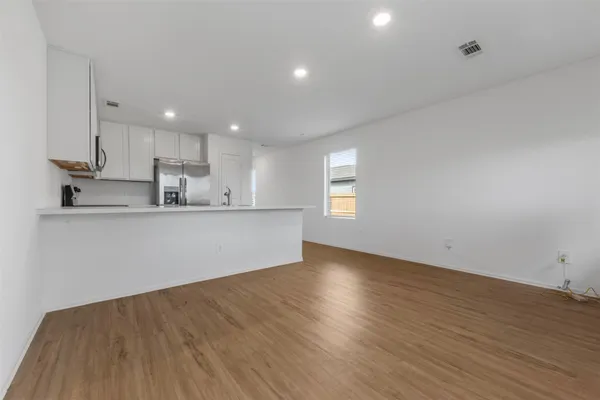 $1,700 | 1044 Road 5203 Cleveland Tx 77327, Cleveland, TX 77327