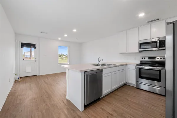 $1,700 | 1044 Road 5203 Cleveland Tx 77327, Cleveland, TX 77327