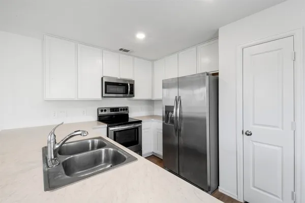 $1,700 | 1044 Road 5203 Cleveland Tx 77327, Cleveland, TX 77327