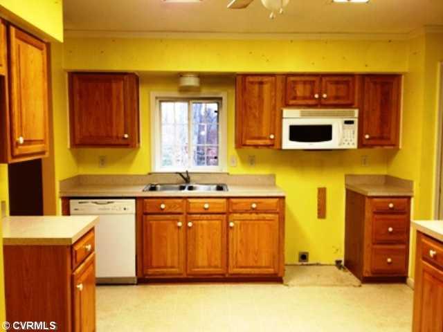 9811 Colemans Lake Road Ford, VA 23850 - Photo 5 of 14 Kitchen