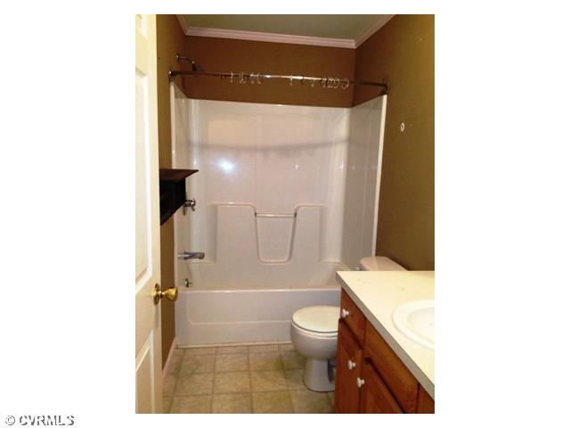 9811 Colemans Lake Road Ford, VA 23850 - Photo 9 of 14 Bathroom - Hall Bathroom
