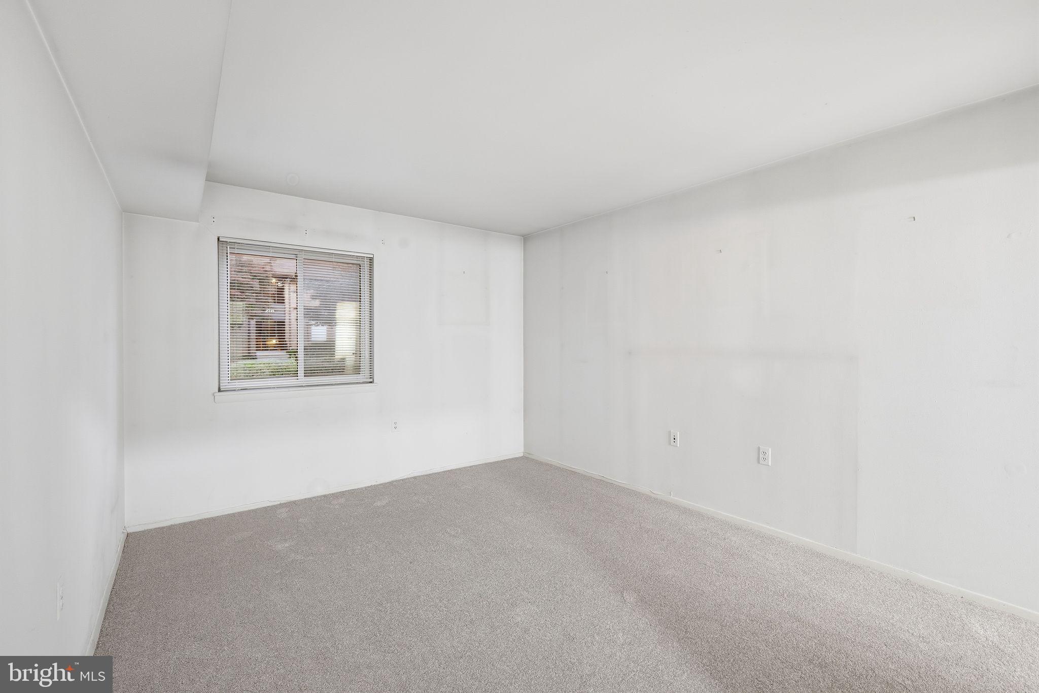 18701 Walkers Choice Road, Unit 2 Gaithersburg, MD 20886 - Photo 8 of 10