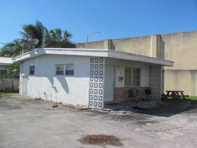 729 Ridge Road, Unit 6 Lantana, FL 33462 - Photo 4 of 24 Additional Photo