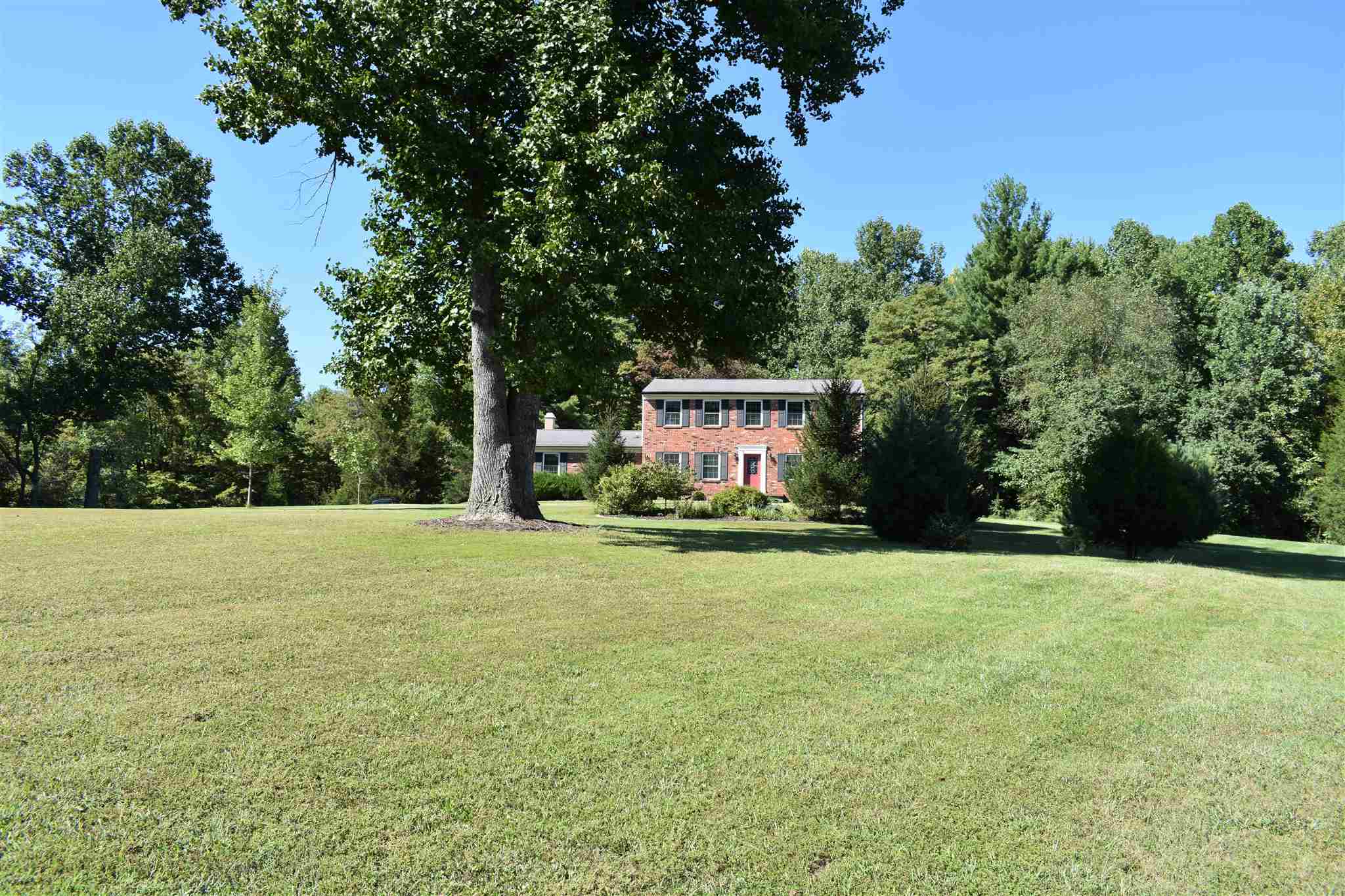 3550 West Cockrell Road Bloomington, IN 47403 - Photo 3 of 35 Gallery Image 3