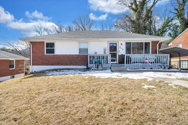 $225,000 | 1019 Rosemary Avenue Southeast, Roanoke, VA 24014