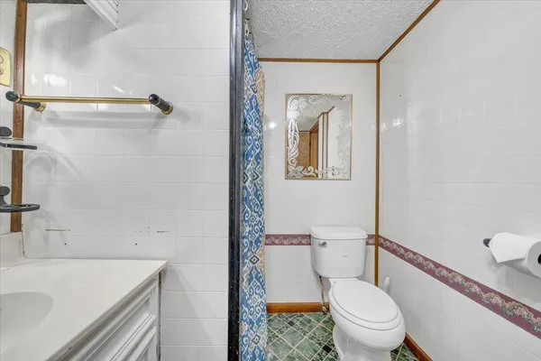 $224,950 | 1019 Rosemary Avenue Southeast, Roanoke, VA 24014