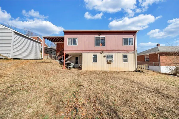 $224,950 | 1019 Rosemary Avenue Southeast, Roanoke, VA 24014