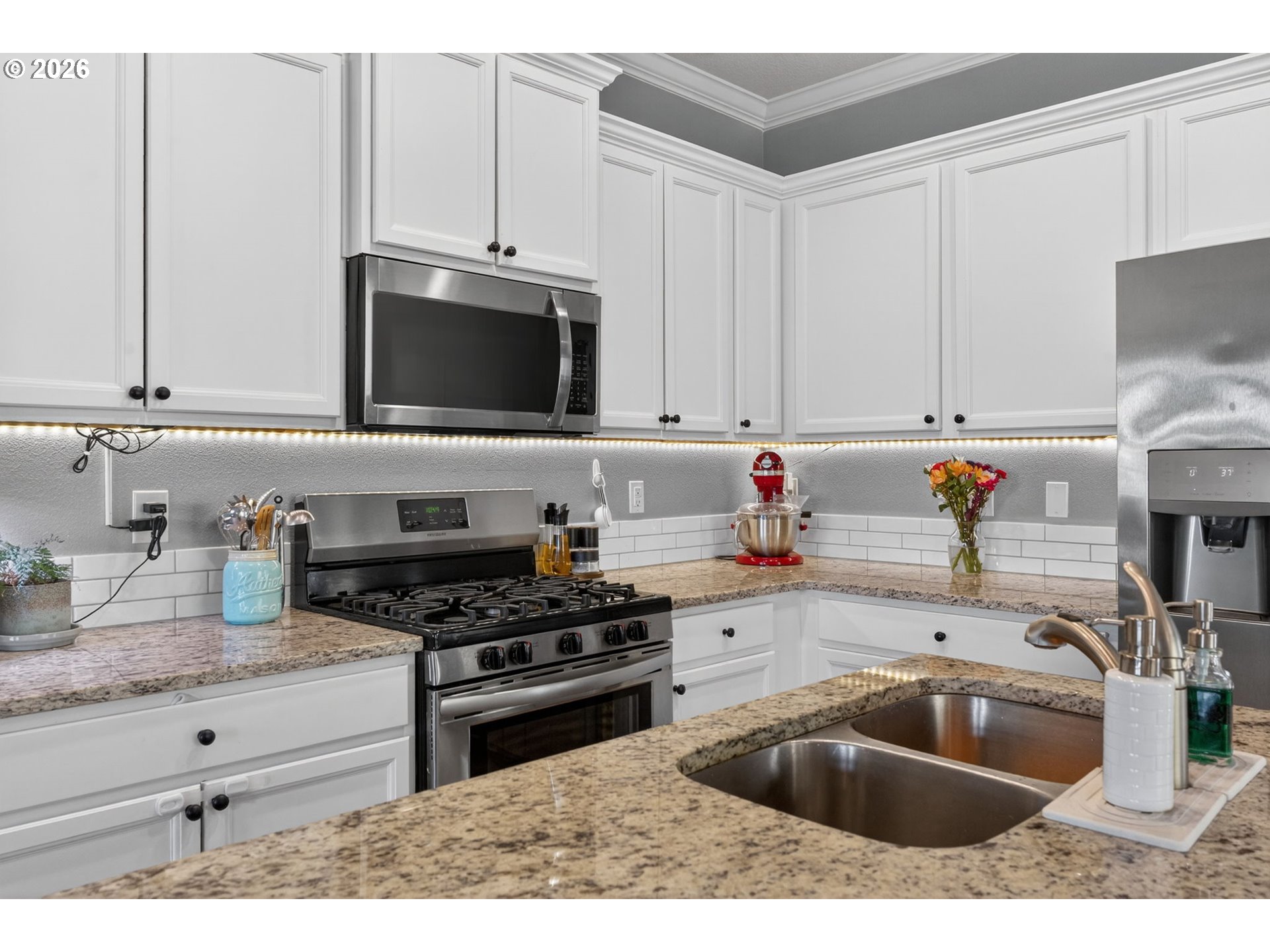 2363 Southeast 17th Alley Gresham, OR 97080 - Photo 11 of 41