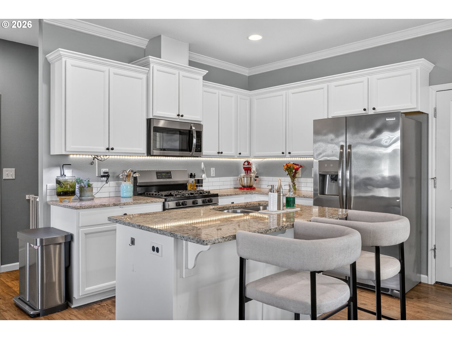 2363 Southeast 17th Alley Gresham, OR 97080 - Photo 9 of 41