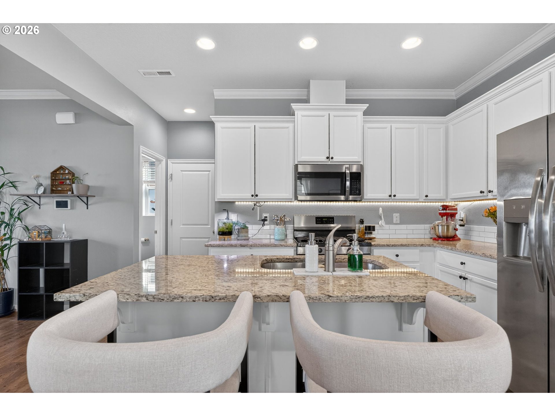 2363 Southeast 17th Alley Gresham, OR 97080 - Photo 10 of 41