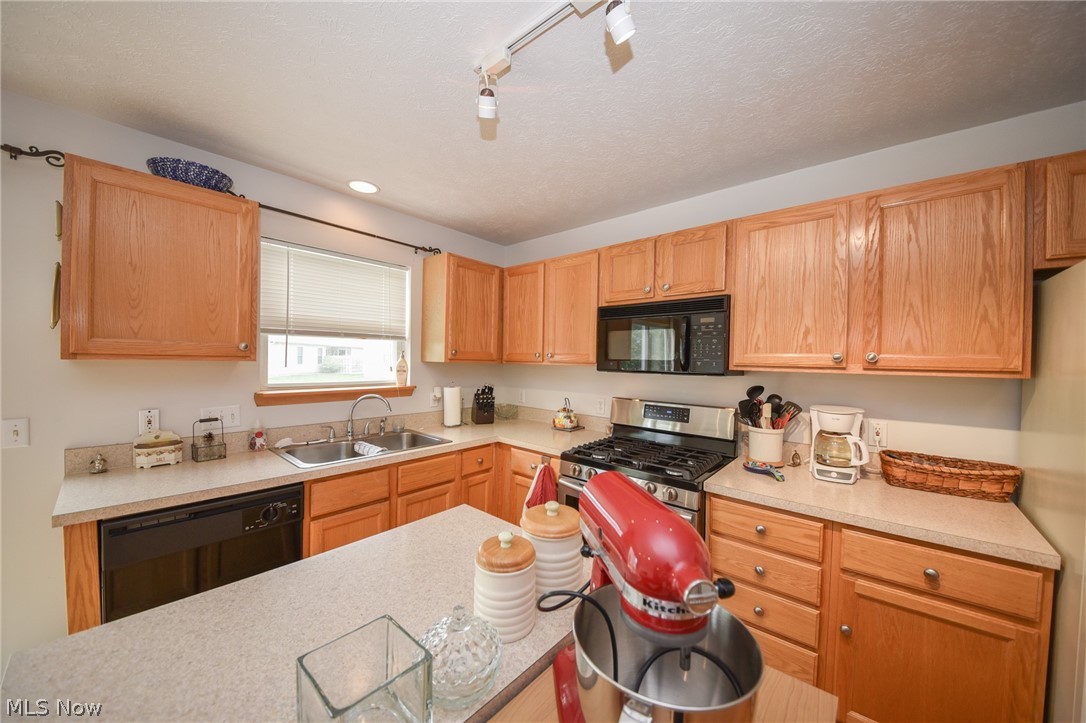 3863 Reeves Lane Medina, OH 44256 - Photo 7 of 16 Gallery Image 7