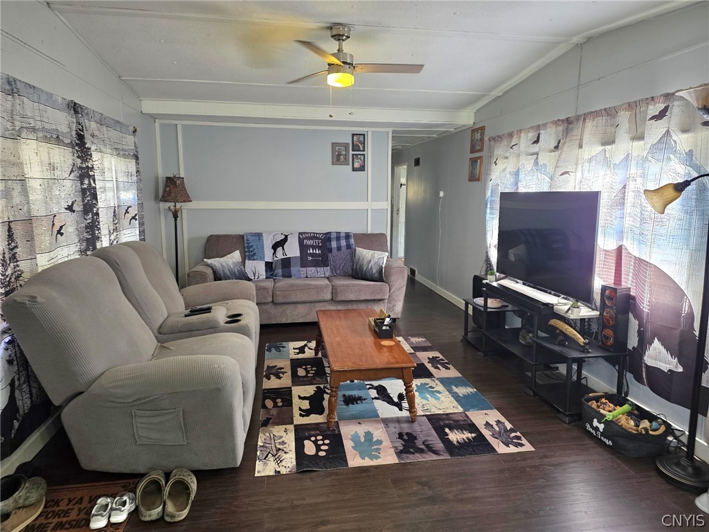 3312 Clute Road Blodgett Mills, NY 13738 - Photo 6 of 31 Livingroom