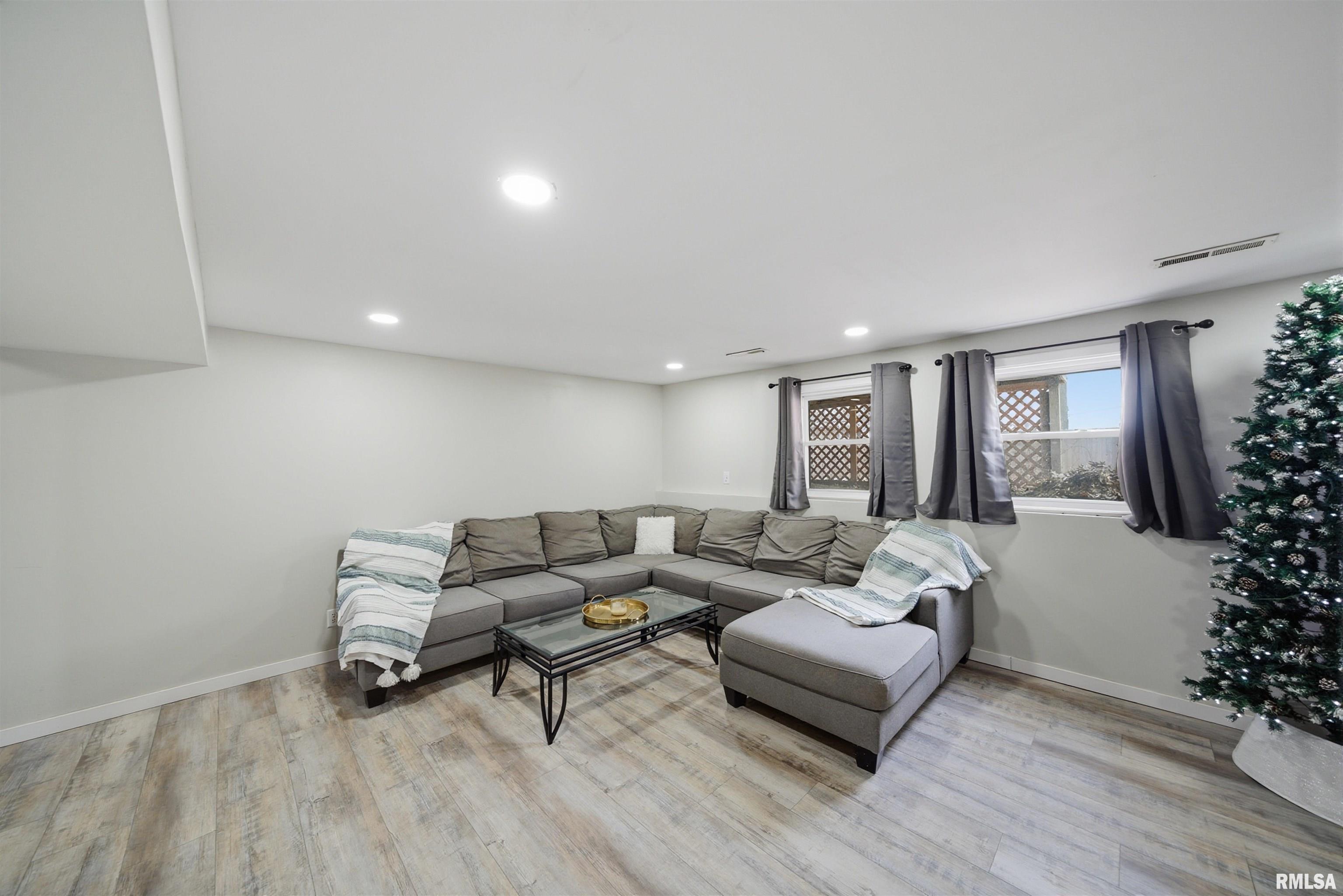 2428 North Lehman Road Peoria, IL 61604 - Photo 33 of 38