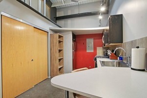 940 Pitner Avenue, Unit 3 Evanston, IL 60202 - Photo 8 of 18
