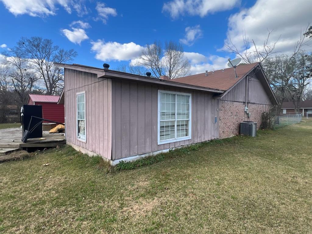 311 Ruff Street New Boston, TX 75570 - Photo 3 of 22