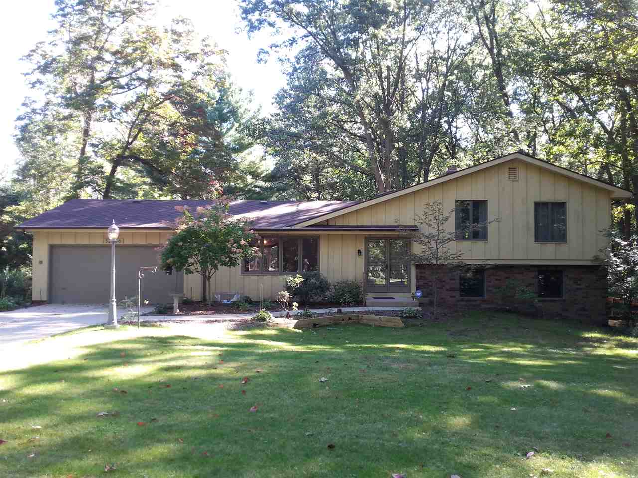 52066 Farmington Square Road Granger, IN 46530 - Photo 1 of 30 Gallery Image 1
