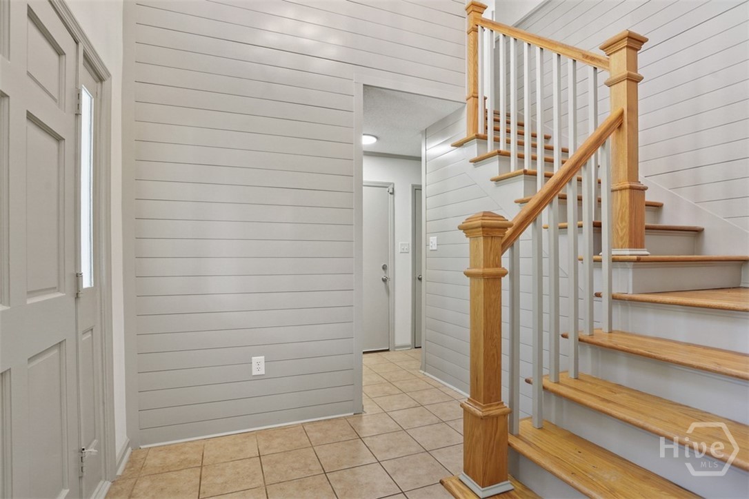 520 Oemler Loop Savannah, GA 31410 - Photo 4 of 36