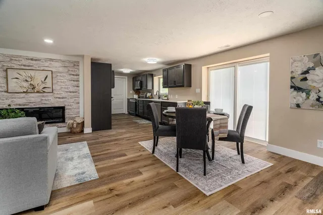 $257,400 | 5157 Herrin Road, Carterville, IL 62918