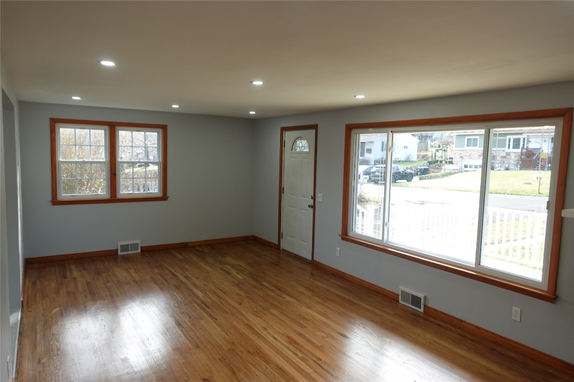 1621 Rita Road Vestal, NY 13850 - Photo 5 of 42 Gallery Image 5