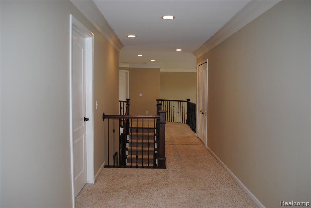 1271 Tulberry Circle Rochester, MI 48306 - Photo 40 of 66 Gallery Image 40