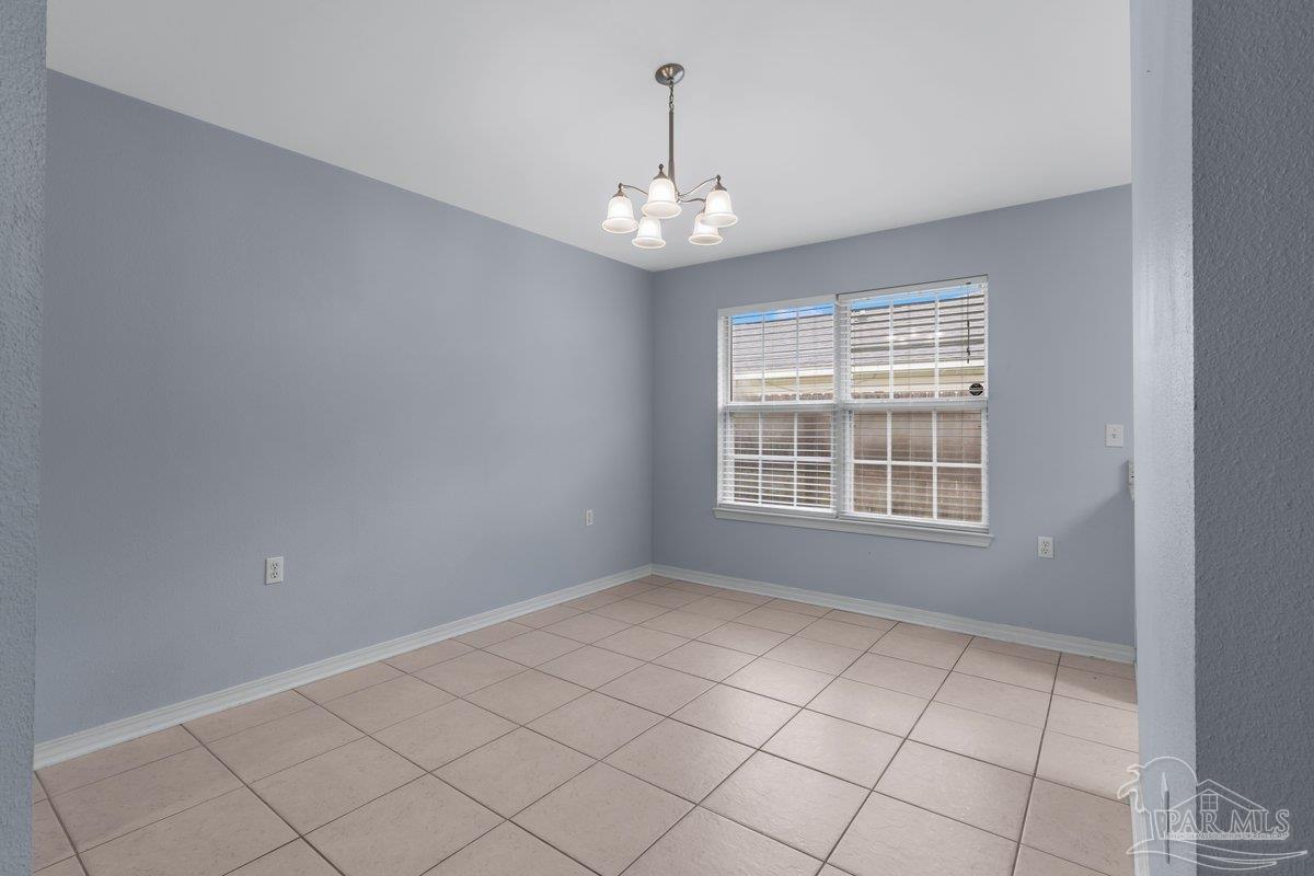 1039 Brownfield Road Pensacola, FL 32526 - Photo 15 of 41