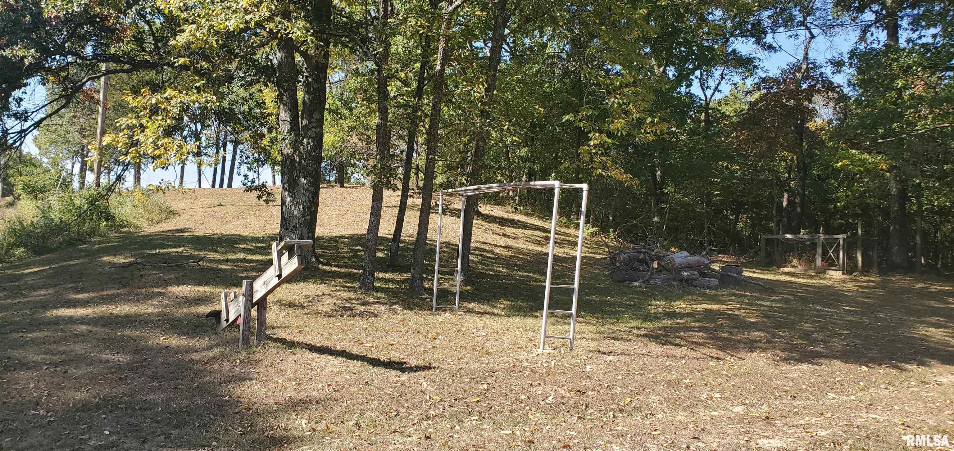 5693 Park Road Pinckneyville, IL 62274 - Photo 8 of 25 Gallery Image 8