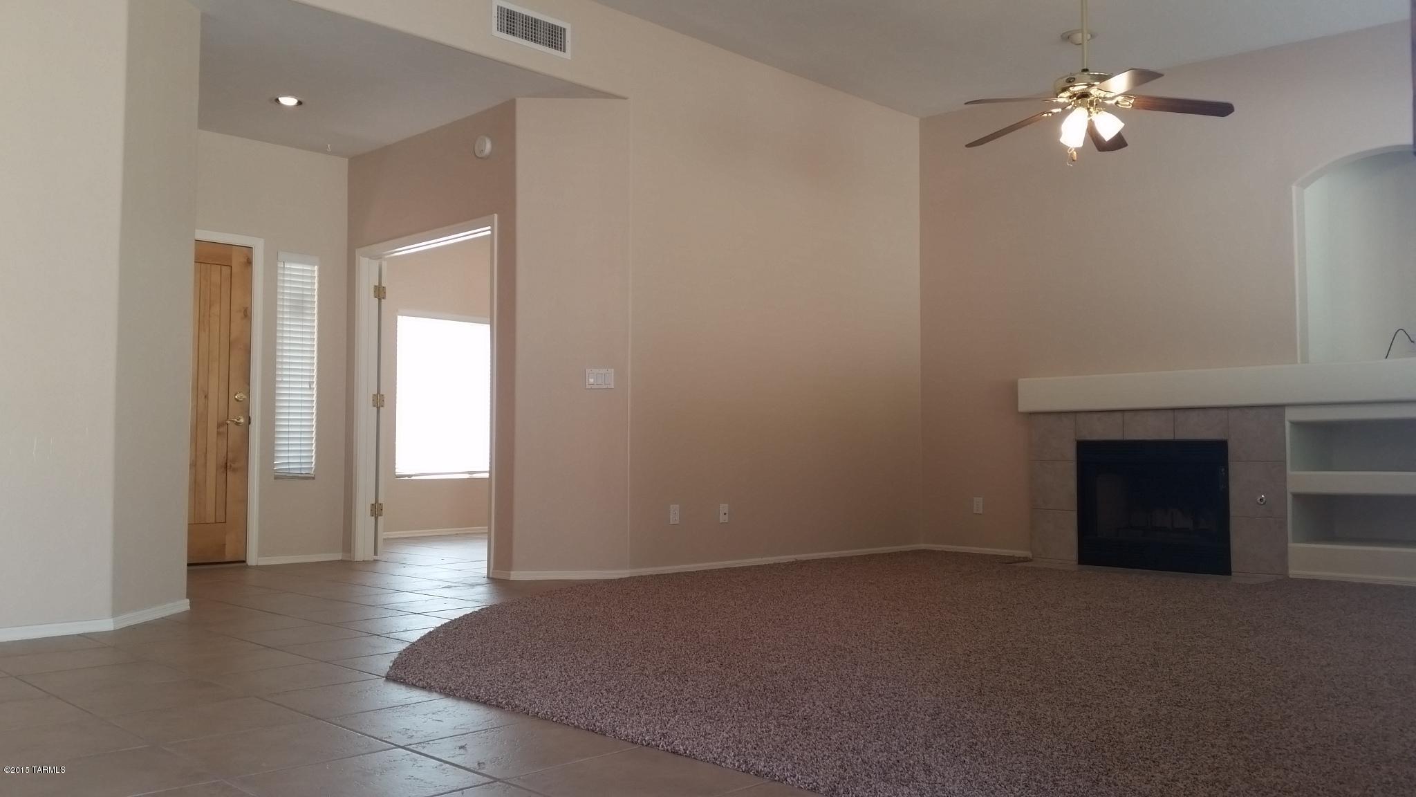 526 West Windowmaker Road Tucson, AZ 85737 - Photo 4 of 21