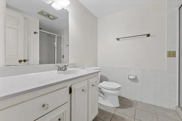 $300,000 | 13335 Watertown Plank Road, Unit 105, Elm Grove, WI 53122