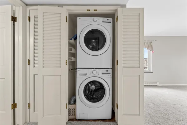 $300,000 | 13335 Watertown Plank Road, Unit 105, Elm Grove, WI 53122