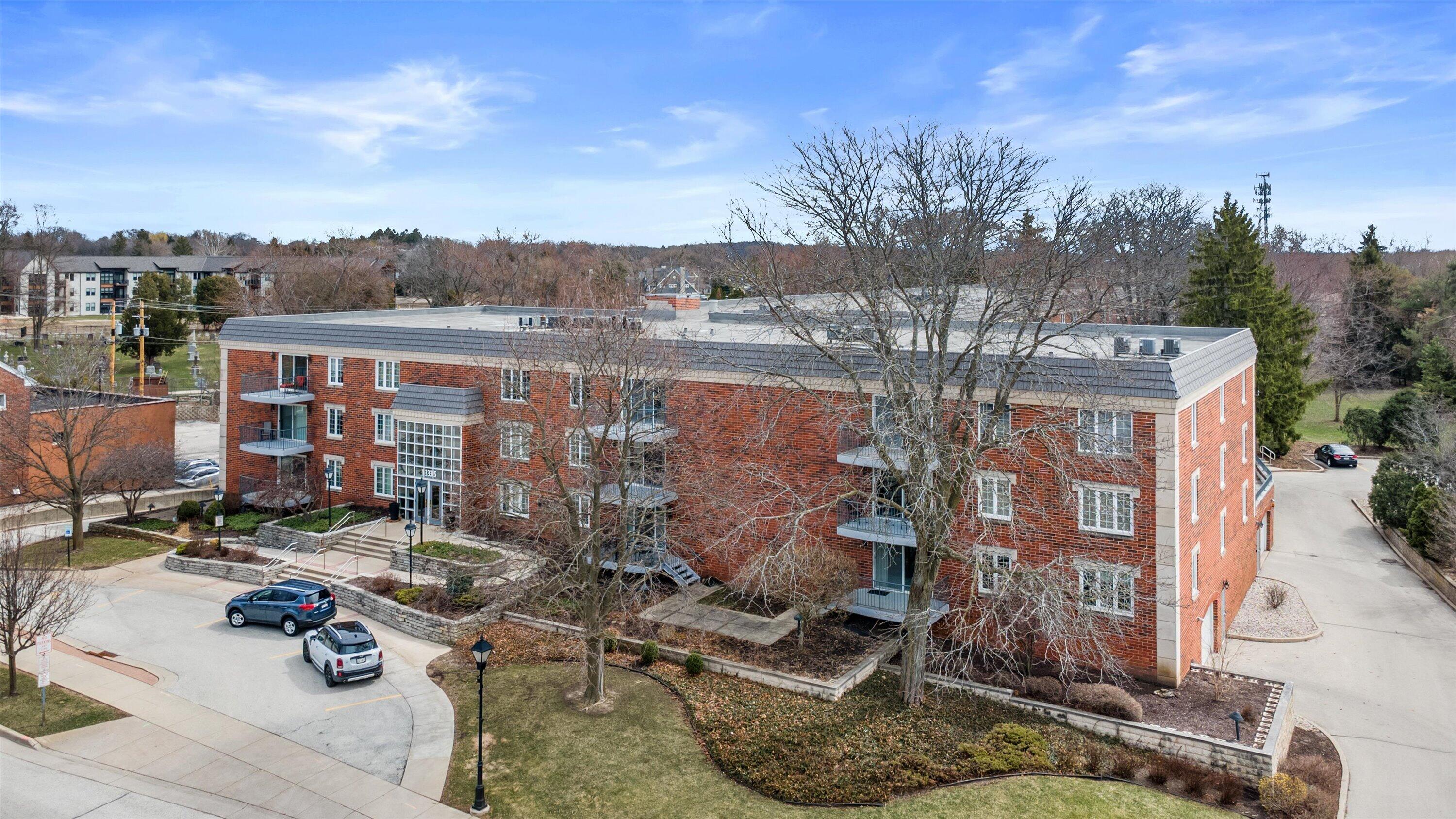 13335 Watertown Plank Road, Unit 105 Elm Grove, WI 53122 - Photo 33 of 37 Elm Grove Terrace condo