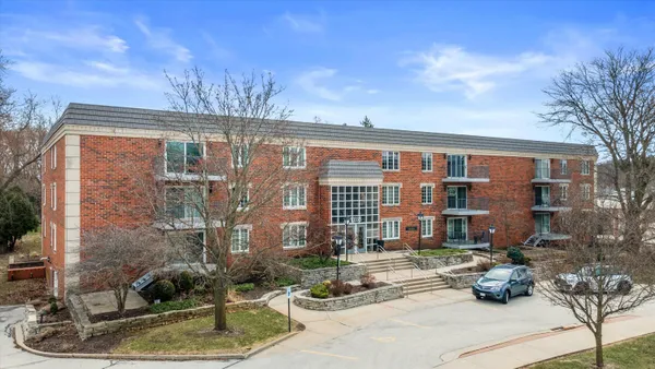 $300,000 | 13335 Watertown Plank Road, Unit 105, Elm Grove, WI 53122