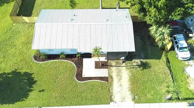 a view of an outdoor space and a yard