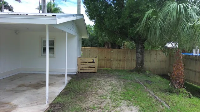 $299,900 | 213 West McKenzie Street, Punta Gorda, FL 33950