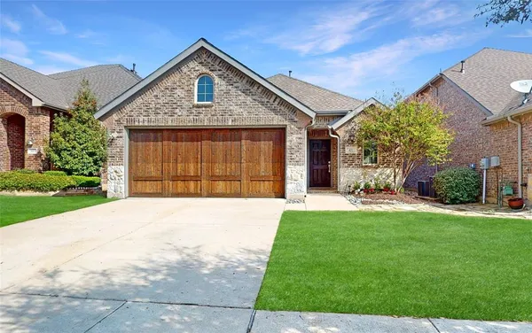 $435,000 | 421 Catherine Lane, Lantana, TX 76226