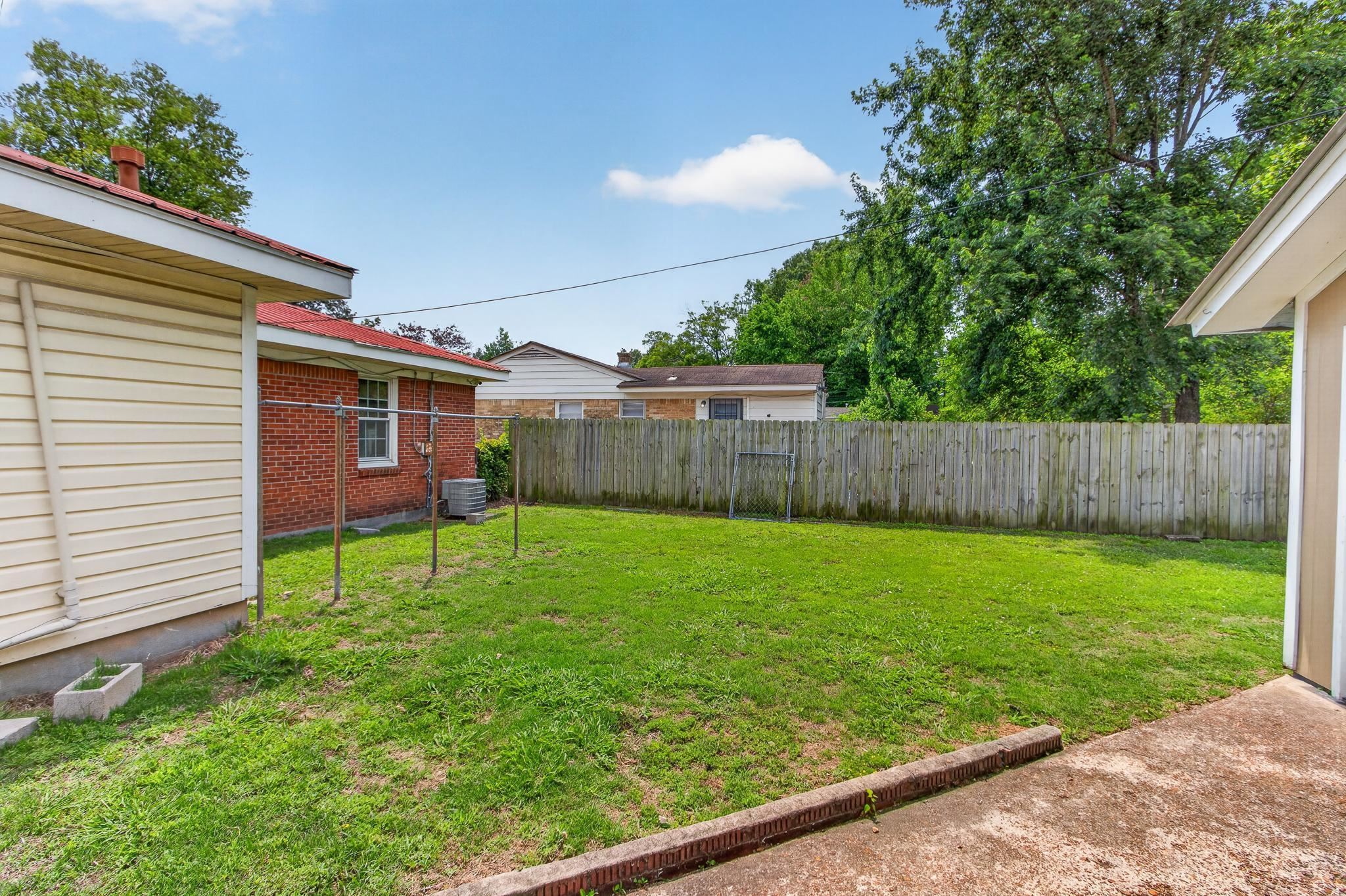 1657 Duke Road Memphis, TN 38108 - Photo 19 of 19