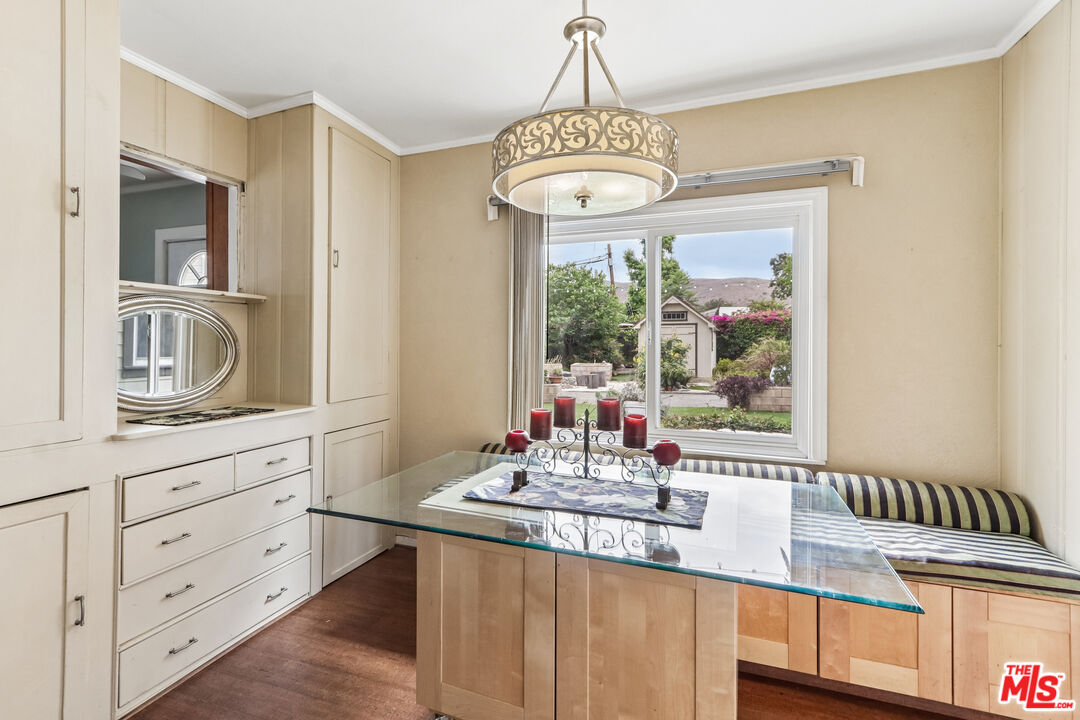 2717 Los Robles Road Thousand Oaks, CA 91362 - Photo 15 of 33