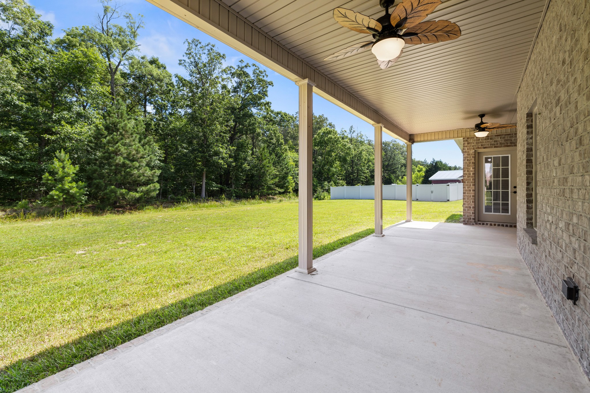 195 Hamilton Court Manchester, TN 37355 - Photo 9 of 43