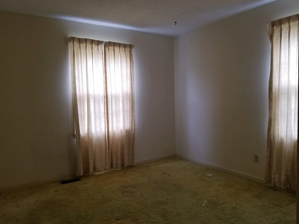 5806 Fish Road Dalzell, SC 29040 - Photo 10 of 15