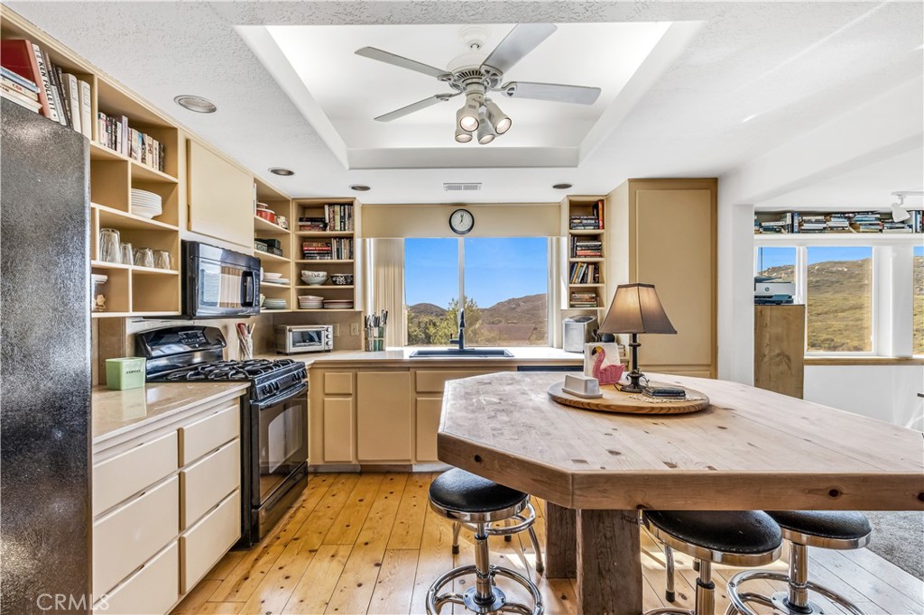 16765 Charro Road Lake Elsinore, CA 92530 - Photo 13 of 75