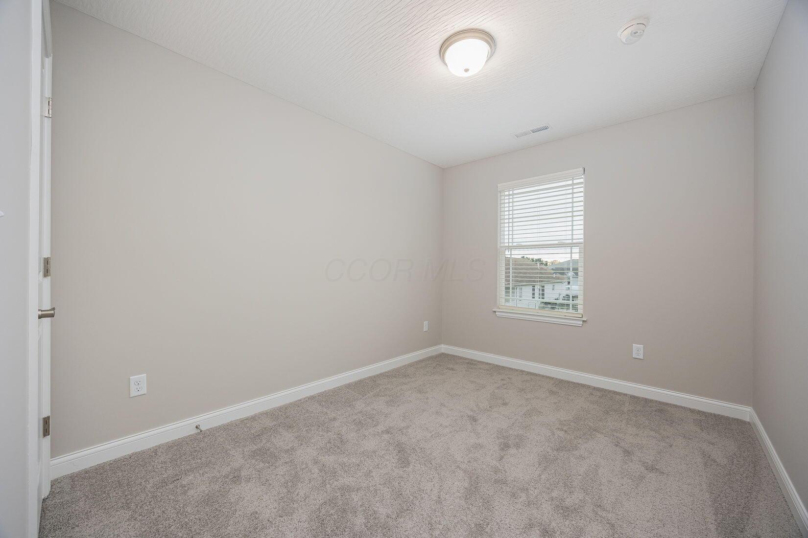 798 South Yearling Road Columbus, OH 43213 - Photo 27 of 28 Pictures are of the same model and not the actual property