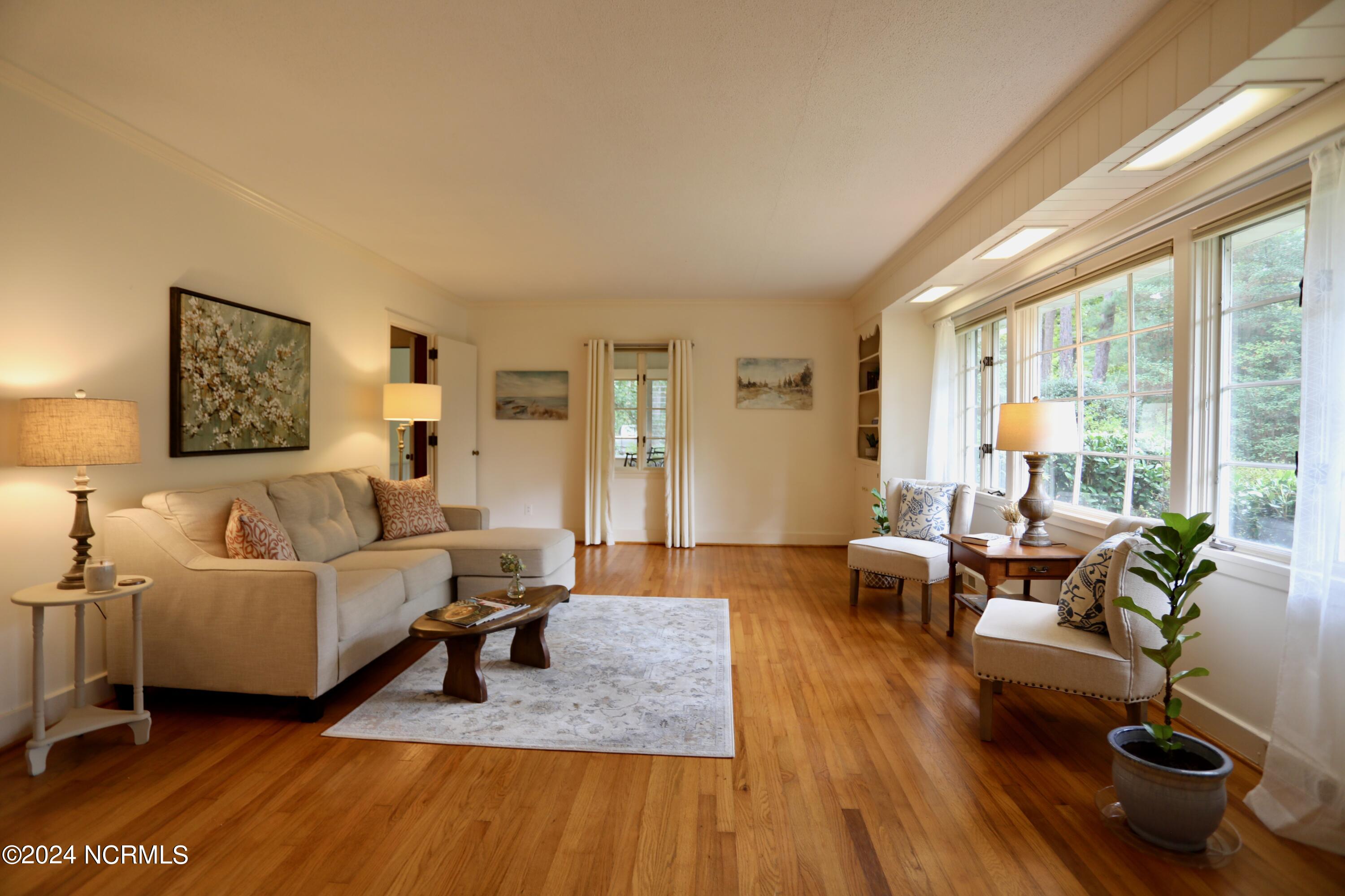 230 Pine Grove Road Southern Pines, NC 28387 - Photo 8 of 62 Living Room