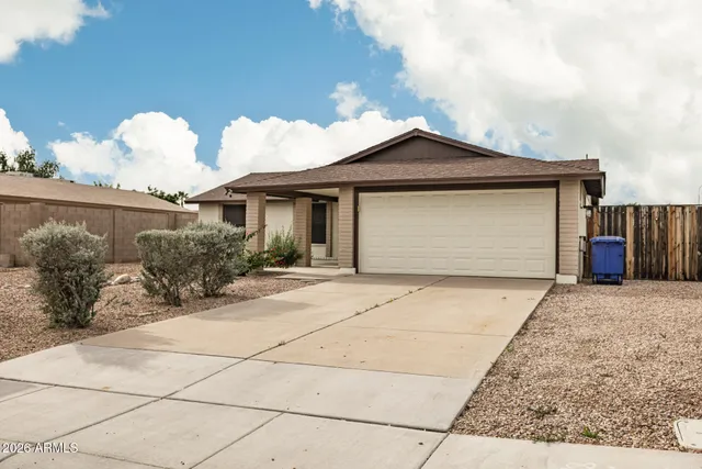 $449,900 | 2016 North Arrowhead Drive, Chandler, AZ 85224